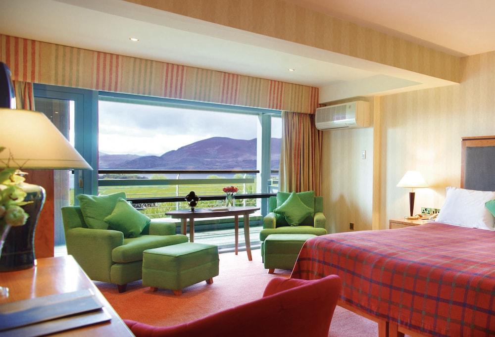 Aghadoe Heights Hotel & Spa Killarney Exteriér fotografie A room at the Killarney International Hotel