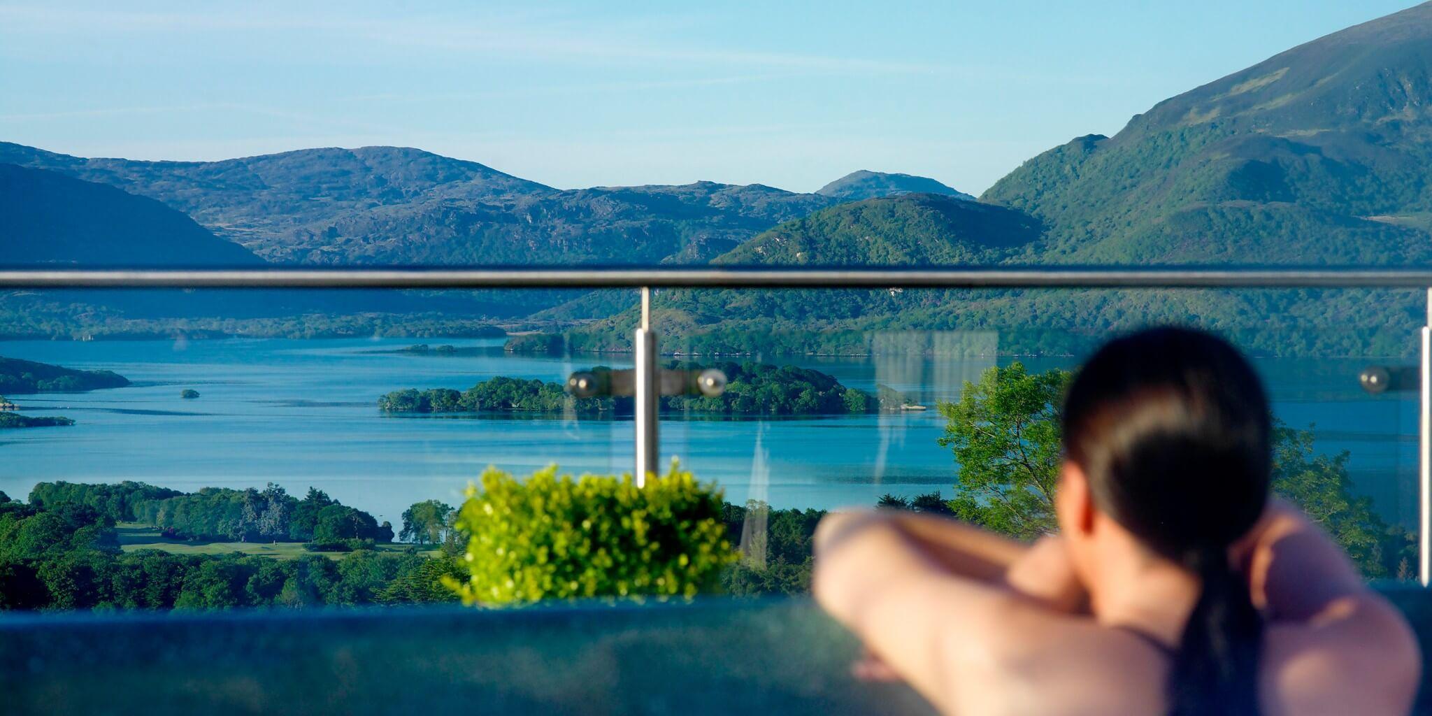 Aghadoe Heights Hotel & Spa Killarney Exteriér fotografie View of the lake from the hotel