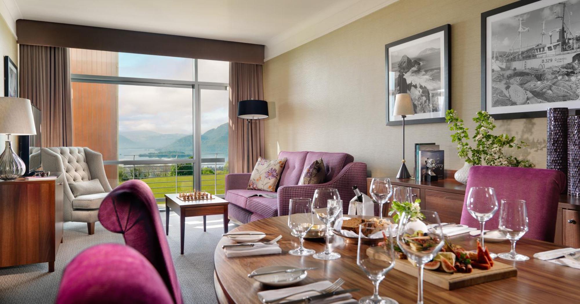 Aghadoe Heights Hotel & Spa Killarney Exteriér fotografie The interior of a suite at the Killarney International Hotel